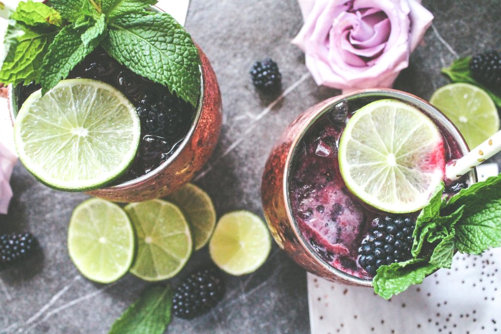 blackberry moscow mule, moscow mule, falvored moscow mule, drink, drink recipe, cocktail, cocktail recipe, drink styling, food photographer