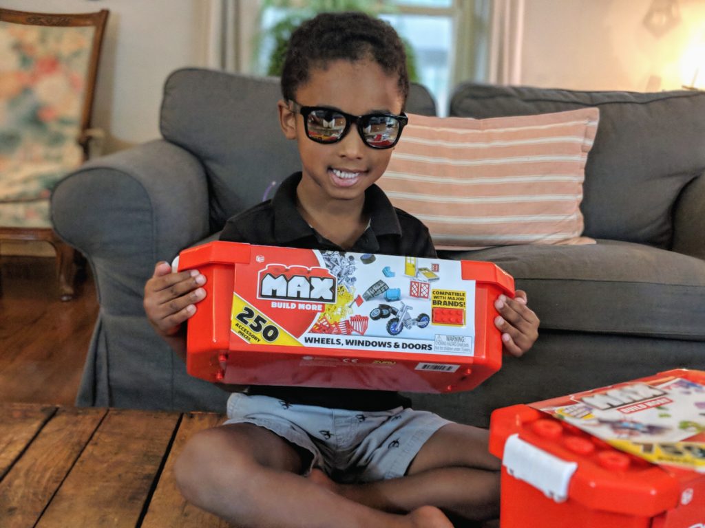 max build more, zuru toys, kids building blocks, brick brand, MAX Build More, LEGO alternative, toys at walmart, best kids toys 2018