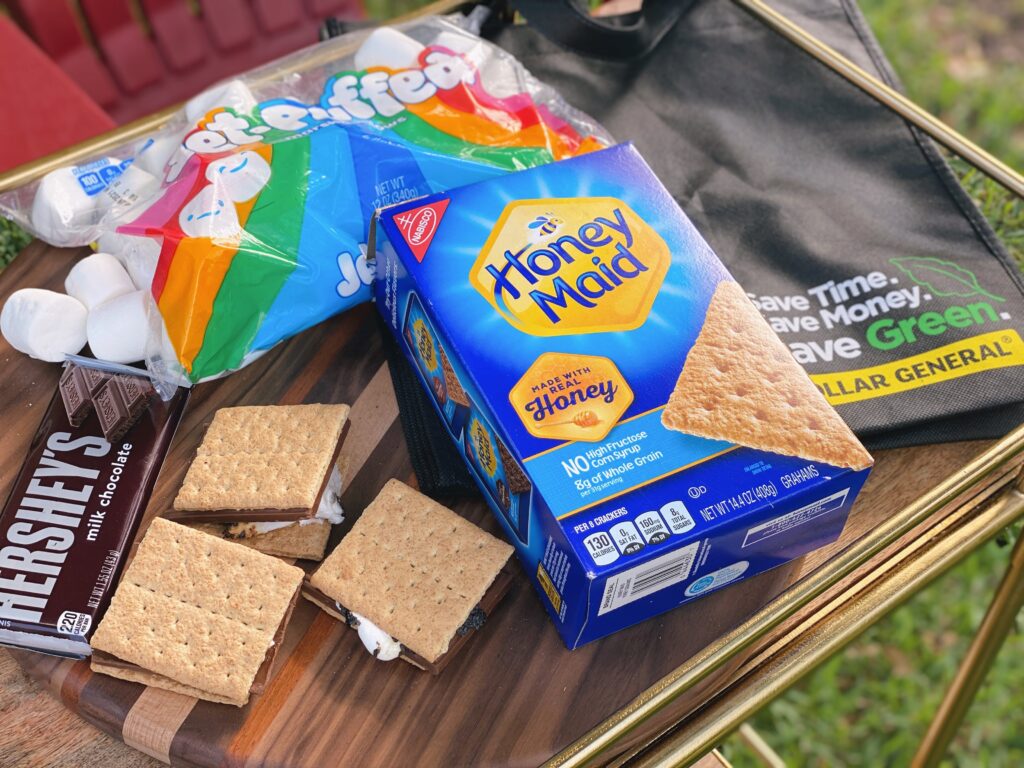 s'mores, summer bucket list, summertime fun, making s'mores, how to make s'more's