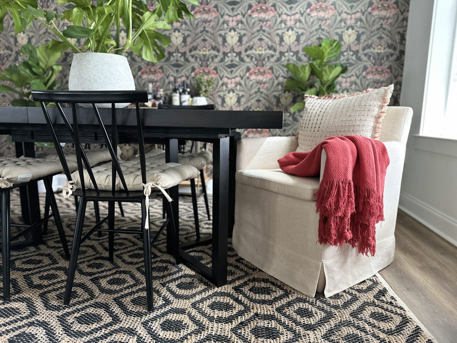 boutique rugs, Isaye Charcoal Area Rug